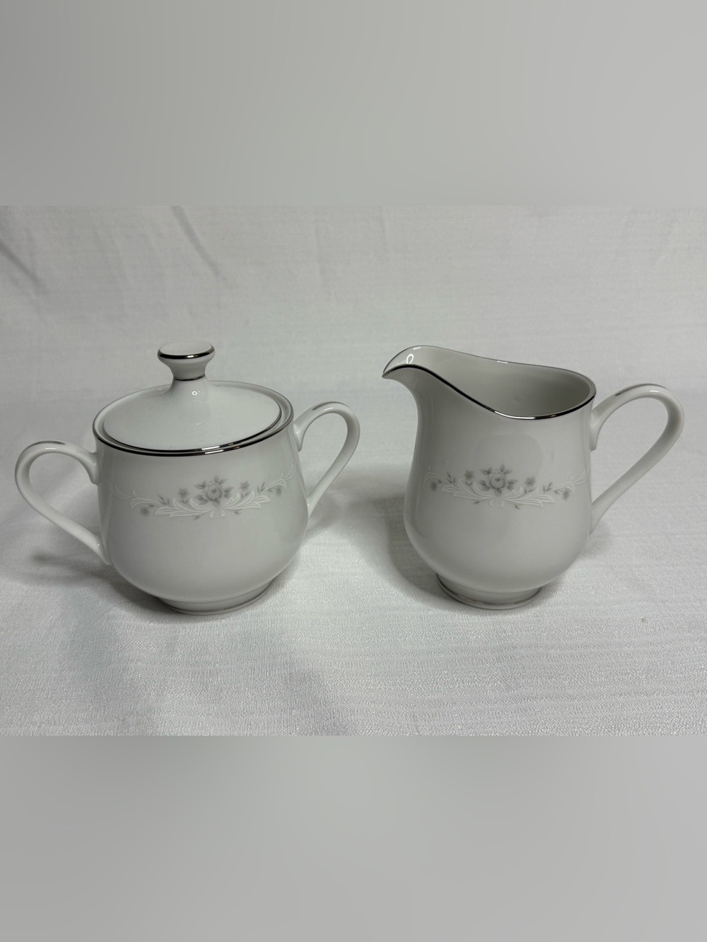 Vintage Sango Julie 6184 Creamer & Covered Sugar Bowl Set Japan China